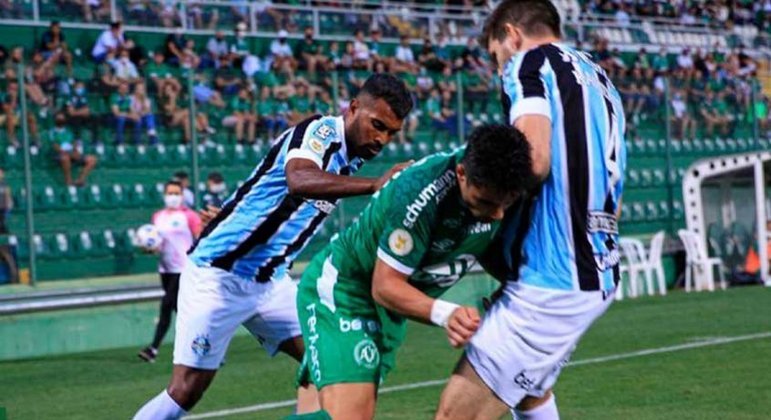 Grêmio venceu a Chapecoense por 3 a 1