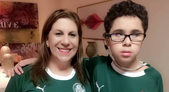 Nickollas e a mãe, Silvia Grecco, irão à 1ª partida do ano no Allianz Parque 