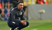 Corinthians se reaproxima de Vítor Pereira e vê chegada do técnico português com otimismo