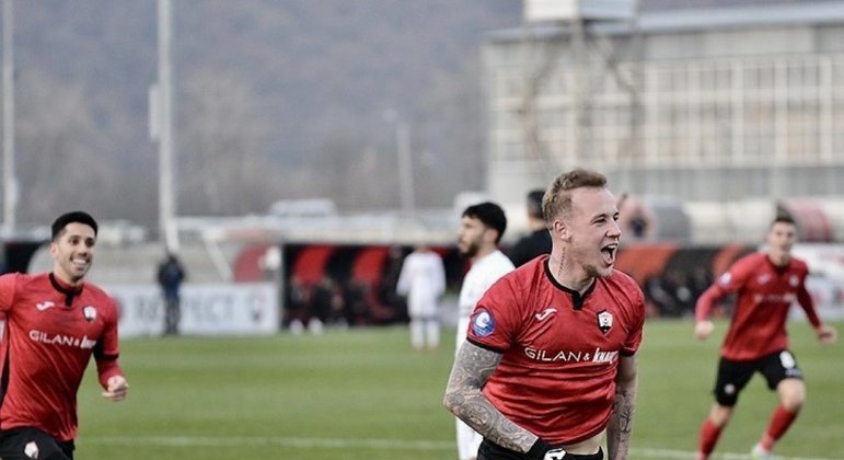 Rafael Alemao plant einen Kampf um einen Platz in der European Conference League für Gabala, aus Aserbaidschan – Lance