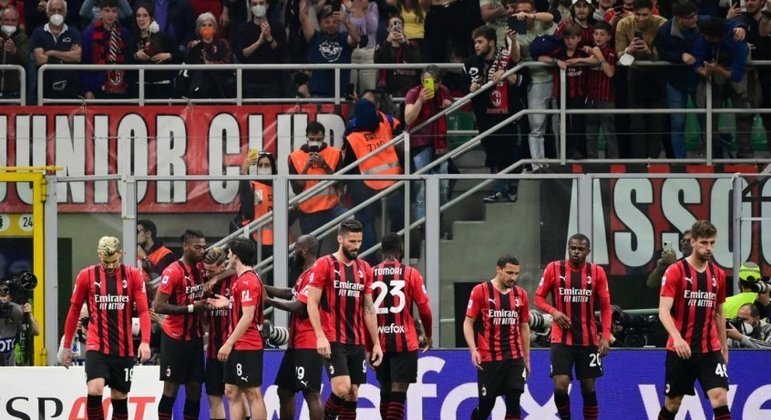 Napoli x Milan: onde assistir, horário e prováveis escalações da partida  pelo Campeonato Italiano - Lance!