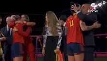  Jenni Hermoso se pronuncia contra presidente da Federação Espanhola após beijo forçado 