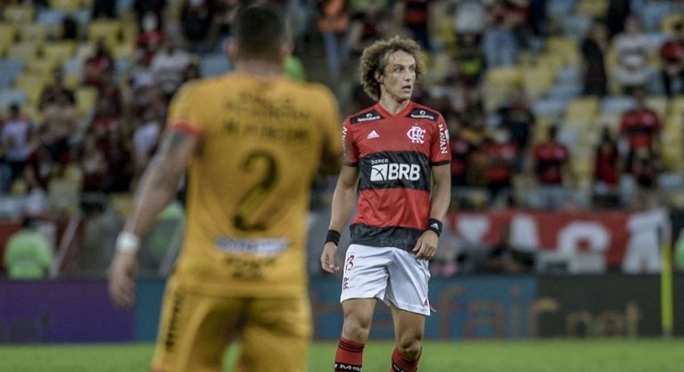 David Luiz durante estreia com a camisa do Flamengo nesta quarta-feira (22)