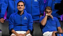 Choro de Federer e Nadal viraliza nas redes: 'Uma das imagens mais lindas da história do esporte'