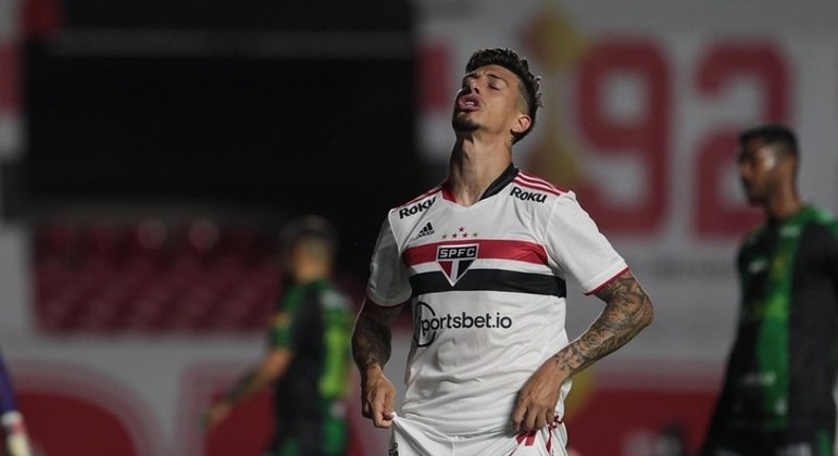 Ataque do São Paulo não funciona