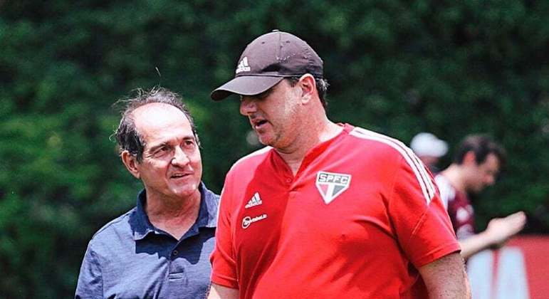 Muricy é coordenador de futebol e trabalha ao lado de Rogério Ceni