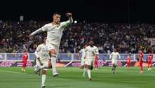 Cristiano Ronaldo marca hat-trick, e Al Nassr vence o Dhamk na Liga Saudita