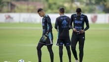 Site vaza possível novo uniforme de goleiros do Flamengo
