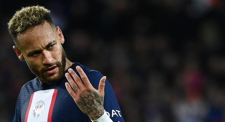 Neymar pode deixar o Paris Saint-Germain depois da Copa do Mundo