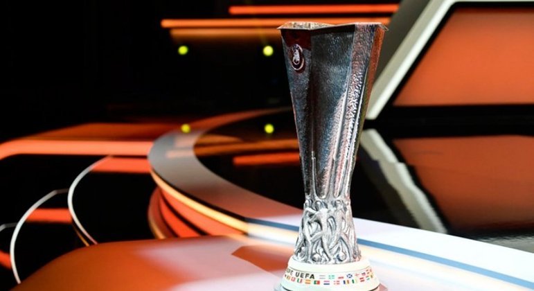 Uefa sorteia os grupos da temporada 2022/2023 da Liga Europa