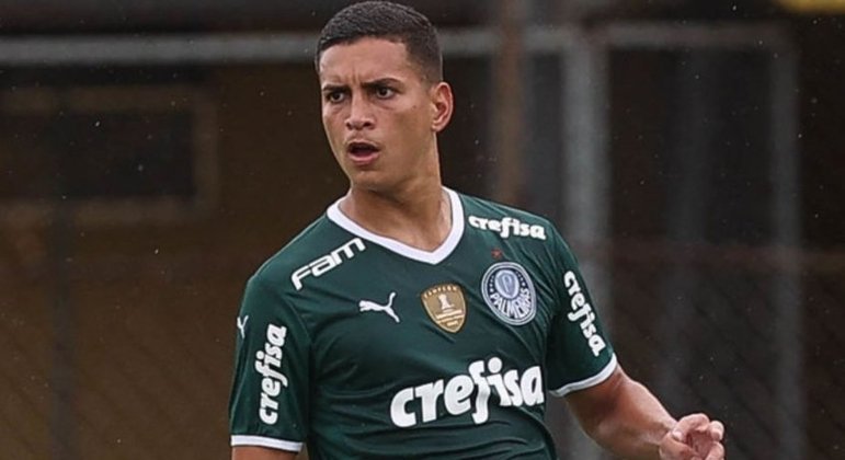 Renan se destacou com a camisa do Palmeiras nos últimos anos