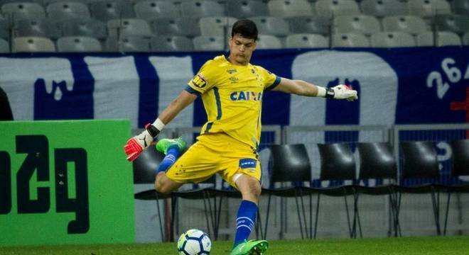 Confira goleiros conhecidos como grandes pegadores de pênalti - Esportes -  R7 Lance