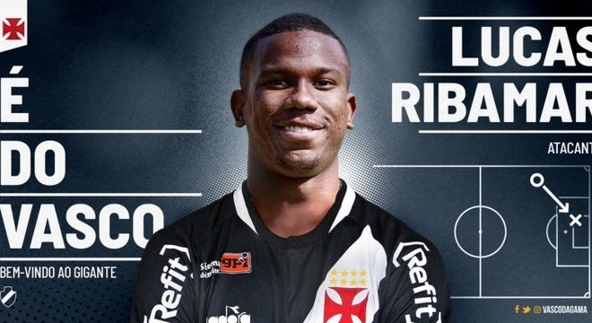 Santos assina pré-contrato com lateral-esquerdo do Vasco - Lance!