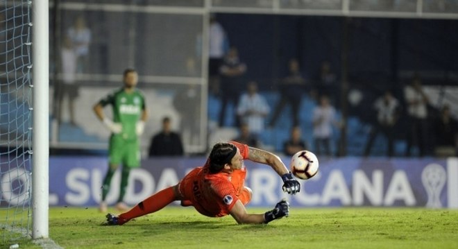 Corinthians: Cássio supera Ronaldo e Gylmar, mas ainda está atrás de Dida  em pênaltis