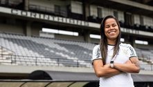 Corinthians anuncia o retorno da meia-atacante Vic Albuquerque