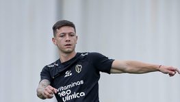 Garro pode estrear pelo Corinthians no Majestoso? Entenda a situação  ( Garro pode estrear pelo Corinthians no Majestoso? Entenda a situação )
