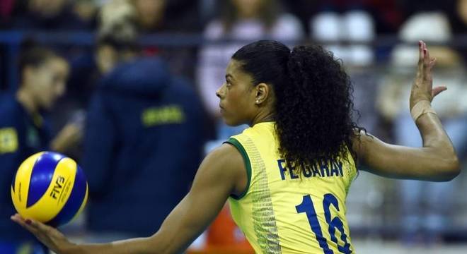 Fernanda Garay é convocada visando Mundial de vôlei ...