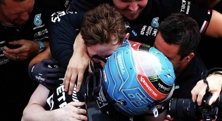 Russell conquista primeira pole da carreira e domina redes sociais – Esportes