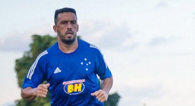 Edilson diz que grupo do Cruzeiro não sobe para primeira divisão