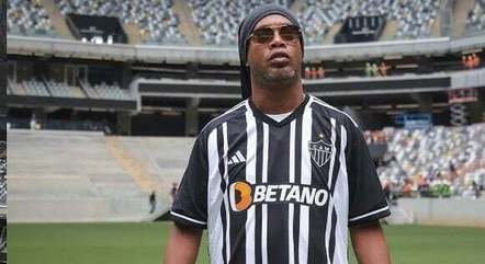 Ronaldinho Gaúcho deixou de receber parcelas de acordo feito em 2021