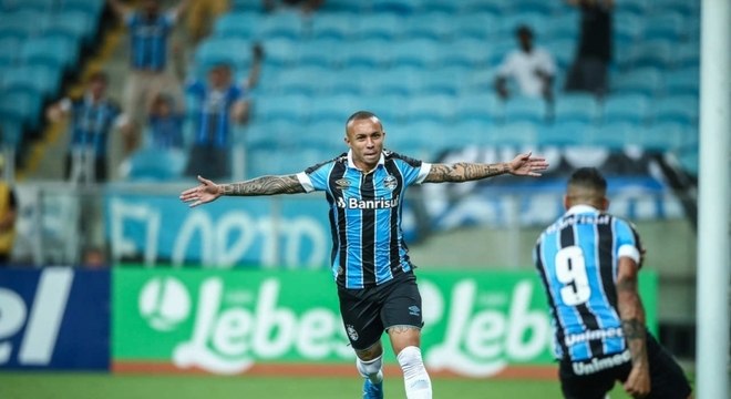 Everton Cebolinha é um dos principais jogadores do futebol brasileiro