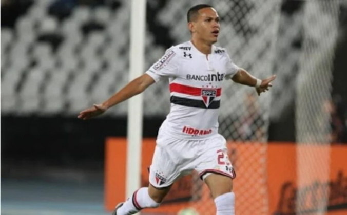 Marcos Guilherme (26 anos) - Posição: atacante - Clube: São Paulo - Contrato até junho de 2023