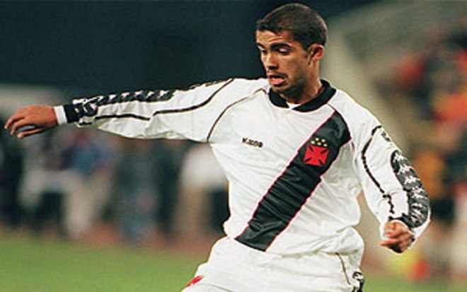 Outro ídolo vascaíno que brilhou primeiro nos anos 90, Felipe retornou à São Januário em 2010 após vestir as camisas de Galatasaray, Flamengo, Fluminense e Al Sadd