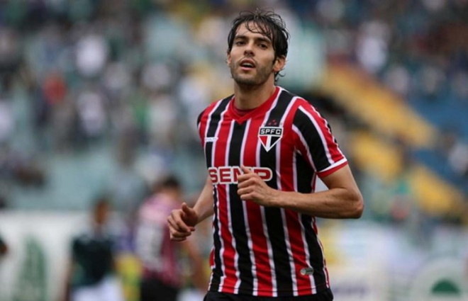 Um dos maiores ídolos da história do São Paulo, Kaká retornou ao Morumbi em 2014 após brilhar com as camisas do Milan e do Real Madrid por mais de uma década. No ano seguinte se transferiu para o Orlando City, dos Estados Unidos, onde encerrou a carreira em 2017