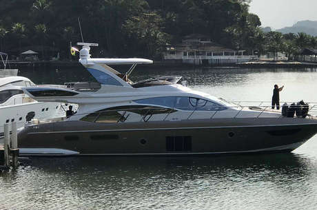 Lancha de andré do rap, apreendida em Angra