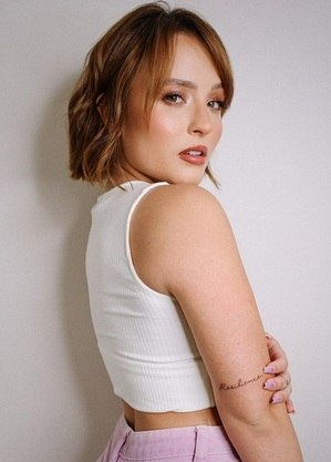 Larissa Manoela lembrou o SBT no "Domingão"