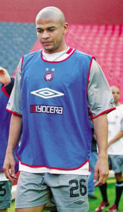 Lateral-direito - Jancarlos - Um dos destaques daquela equipe, o defensor se aposentou em 2013 após somar passagens por clubes como São Paulo, Cruzeiro, Botafogo e Bahia. O último time da carreira foi o Rio Branco-ES, em 2013.