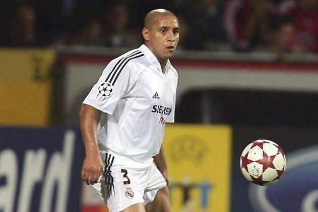 Lateral histórico do Real Madrid e da Seleção Brasileira, Roberto Carlos é santista e por pouco  ao atuou no Peixe em 2010.