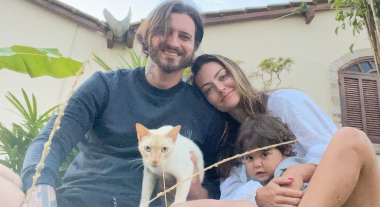 Laura Keller se mudou com o filho para a cidade do atual namorado
