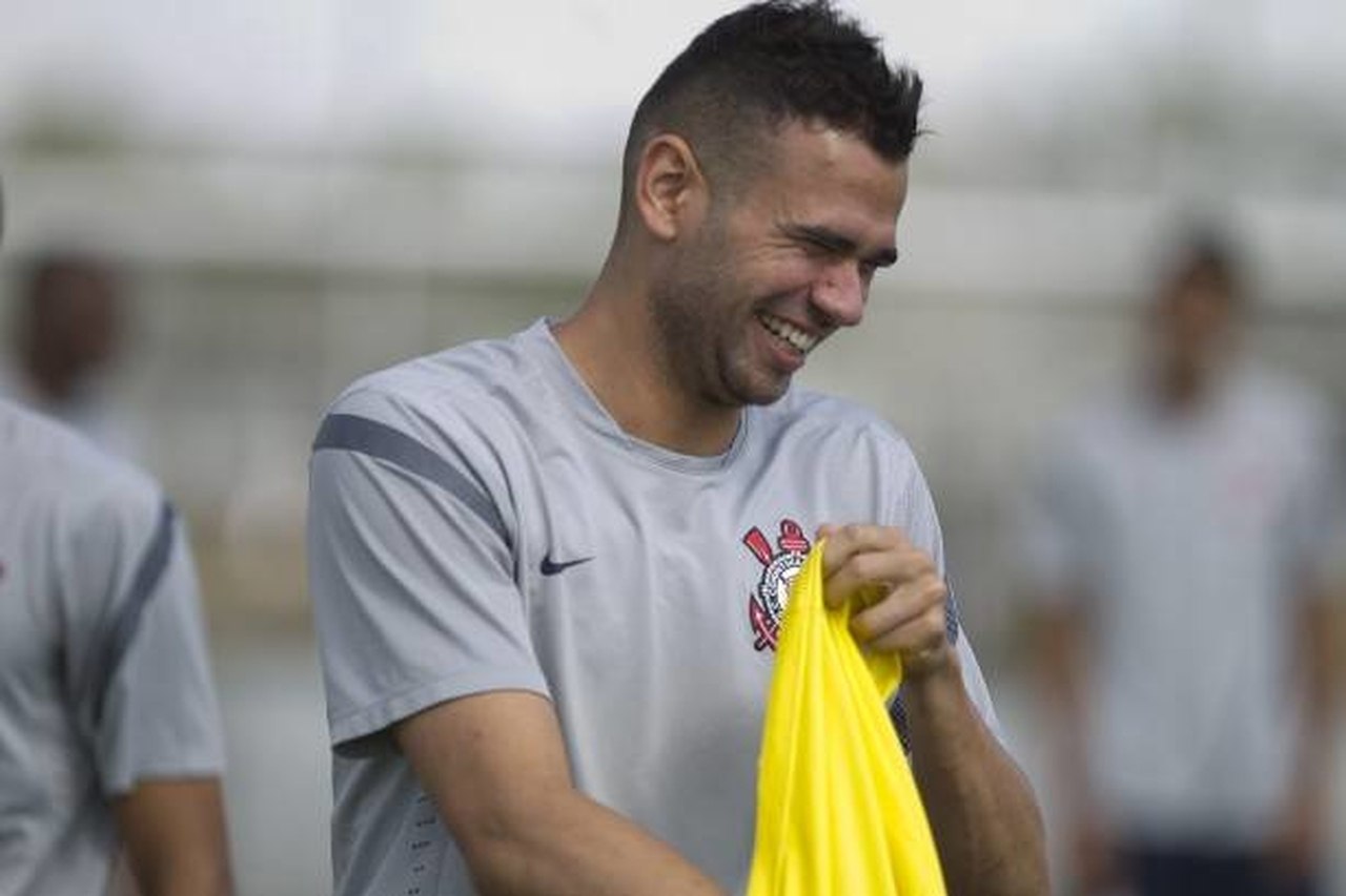 Herói! Cássio brilha e leva Corinthians às quartas de final - Esportes - R7  Futebol