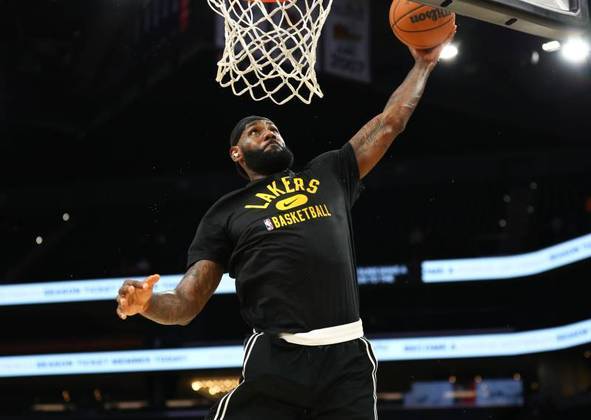 LeBron James lidera ranking da Forbes de jogadores mais bem pagos