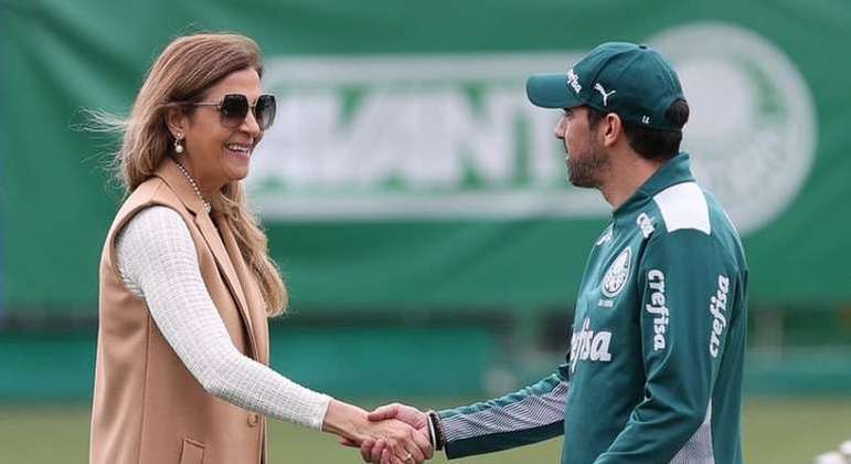 Leila Pereira não se abala com o 'saco cheio' de Abel Ferreira. Ele ficará em 2024. Para 'ganhar tudo' e ir