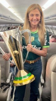 3. Leila Pereira compra avião para viagens do Palmeiras