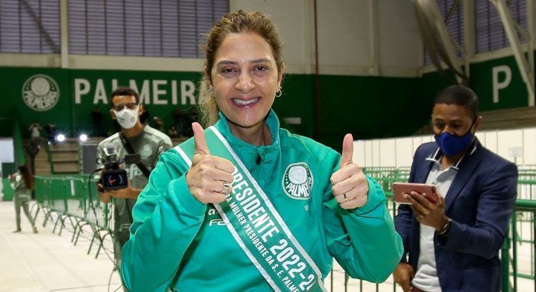 Leila Pereira comemora eleição vencida e se torna a 1ª mulher a presidir o Palmeiras