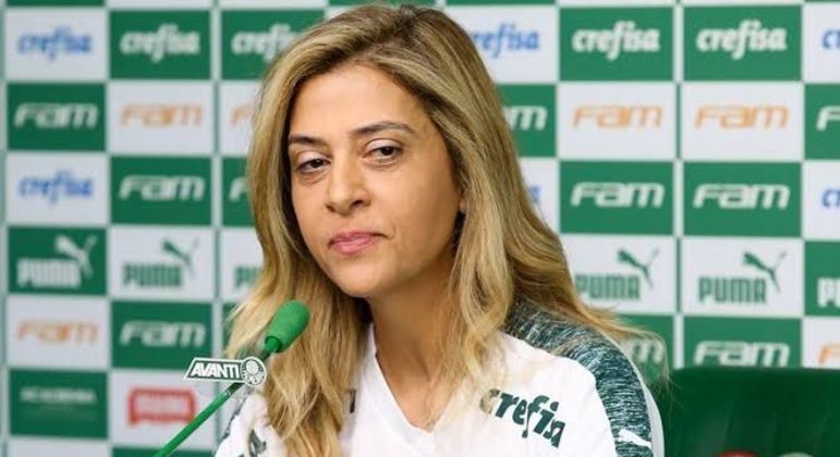 Leila Pereira tomou posse como presidente do Palmeiras em dezembro de 2021