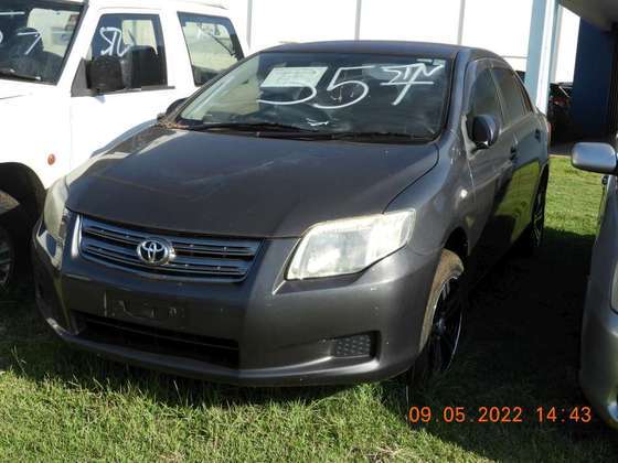 No lote 357, é possível arrematar três veículos por R$
7.900. O lance mínimo é o indicado para a comercialização do Toyota Corolla
AXIO 2008, do Nissan Bluebird 2002 e da Mitsubishi Pajero ST Wagon. Fabricados
no exterior, os automóveis não possuem registro na BIN e estão sujeitos a
regularização