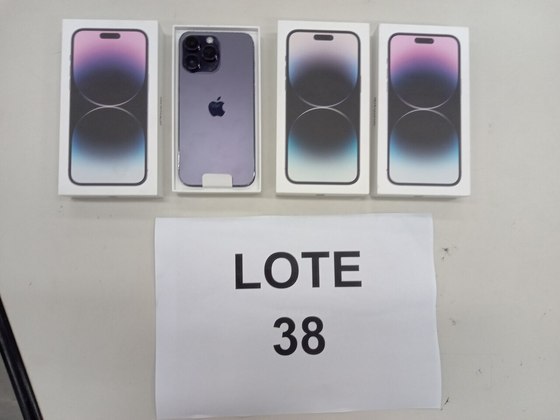 No lote 38, três iPhones 14 Pro Max, por ao menos R$ 12 mil