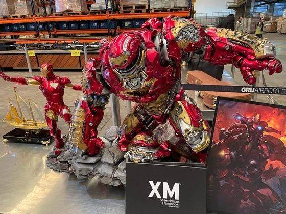 Boneco do Homem de Ferro também faz parte do lote 56