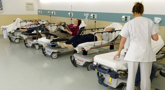 Número de leitos exclusivos para o SUS diminuiu em quase todo o país