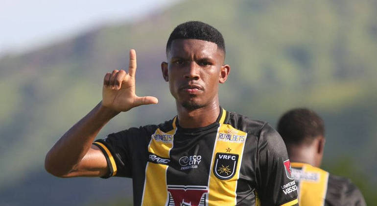Lelê, atacante do Volta Redonda e artilheiro do Campeonato Carioca