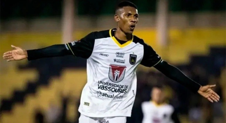 Lelê é um dos destaques do Volta Redonda e deixou sua marca contra o Fluminense