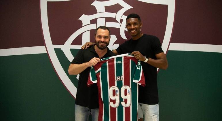Lelê vai usar a camisa 99 no Fluminense