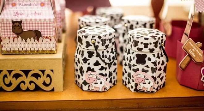 lembrancinha festa infantil fazendinha Foto Clara Detalhes