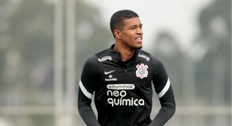 Léo Natel voltou ao Corinthians em julho, mas não foi aproveitado por Vanderlei Luxemburgo