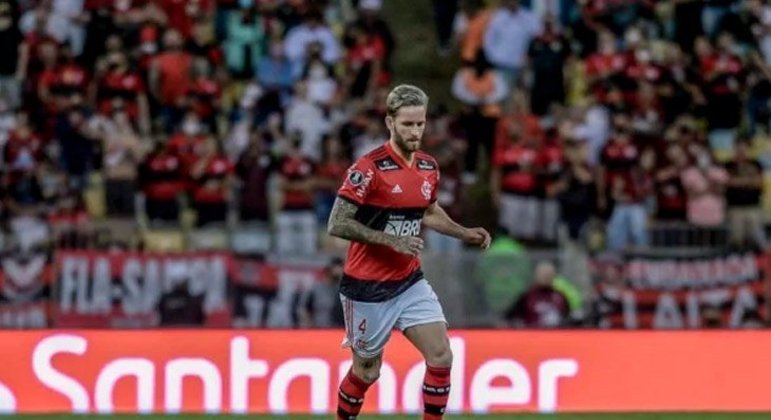 Léo Pereira - 3,5 milhões de euros (pouco mais de R$ 21 milhões na cotação atual).