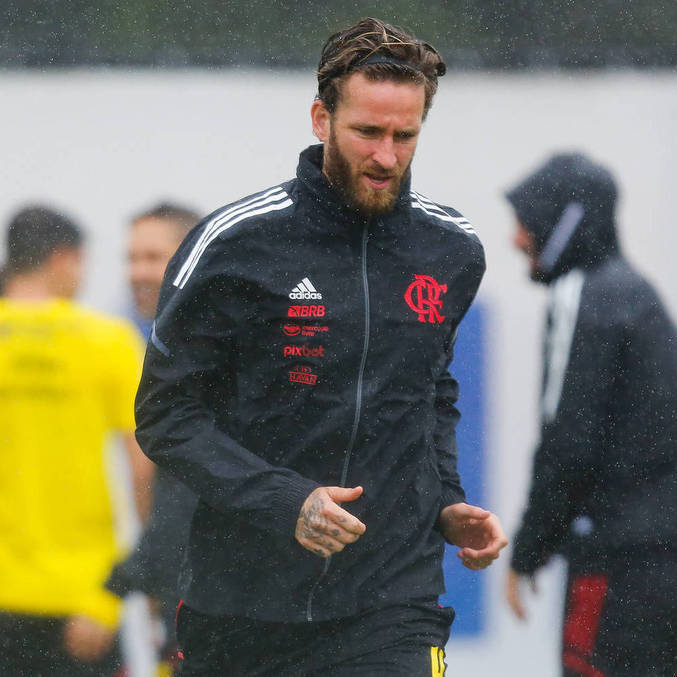 Léo Pereira em treino do Flamengo